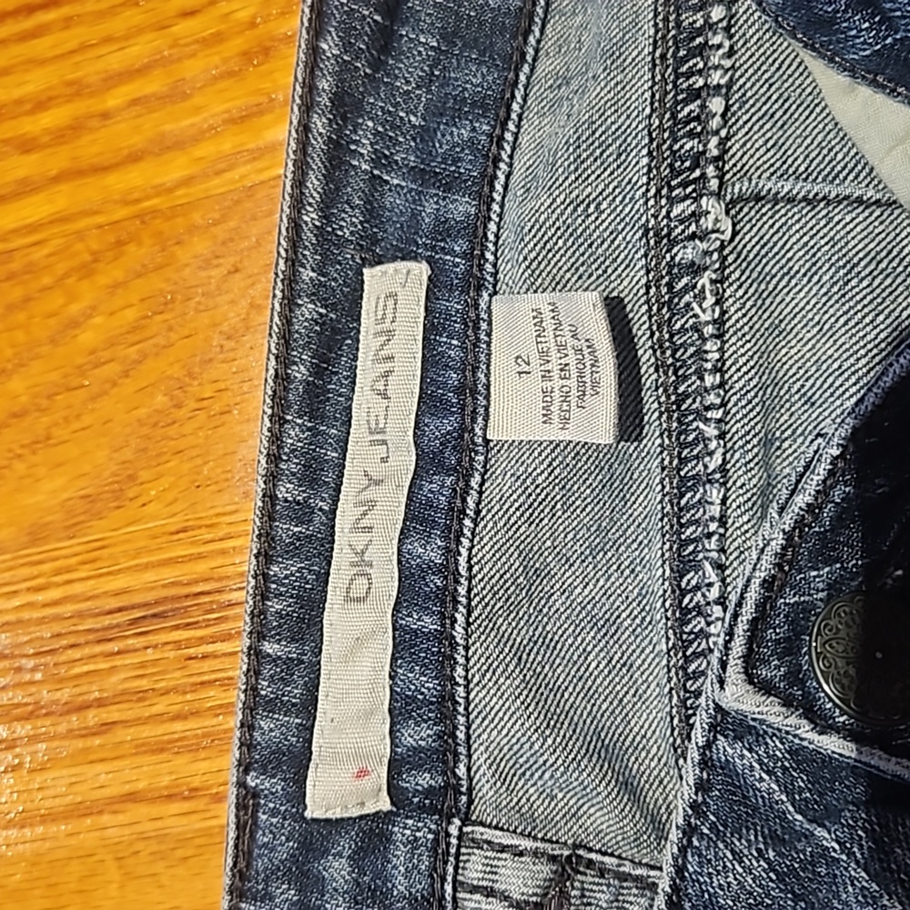 5 piece bundle,DKNY jeans sz12,Rachel Zoe szXL,skirts szL&XL,Aero sweater,kimono - Picture 3 of 15